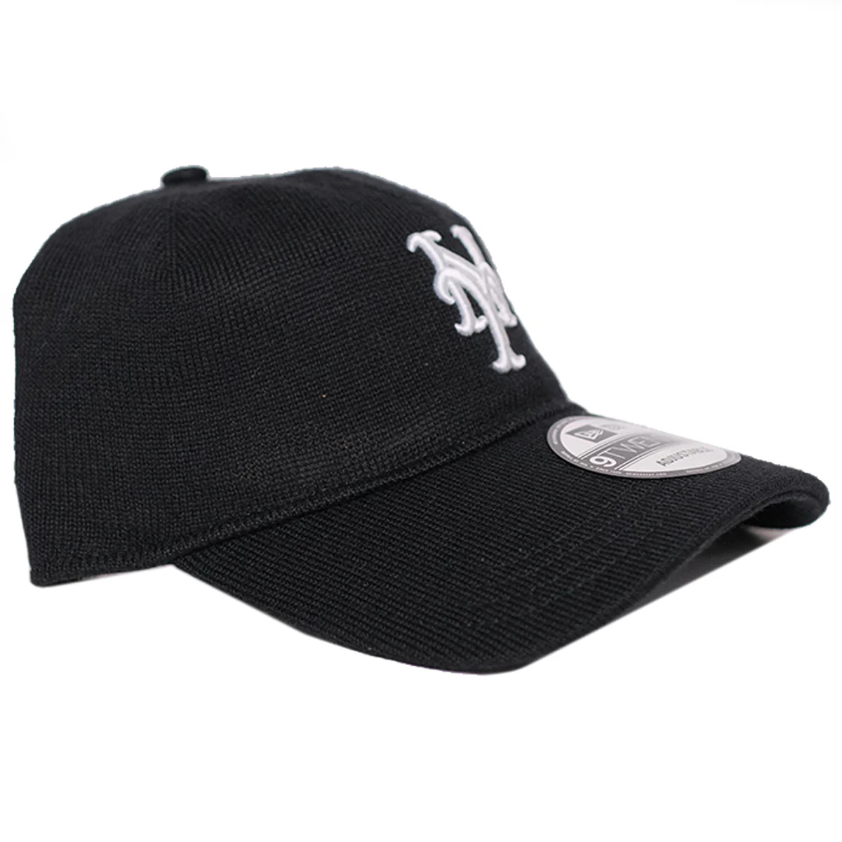 New Era NY Mets Merino Wool 9Twenty Strap Back - Black - Image 4